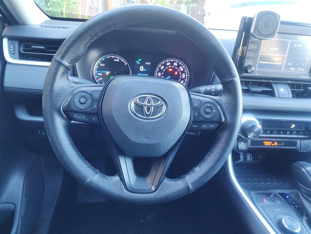 Toyota RAV4 Hybrid LE 2020