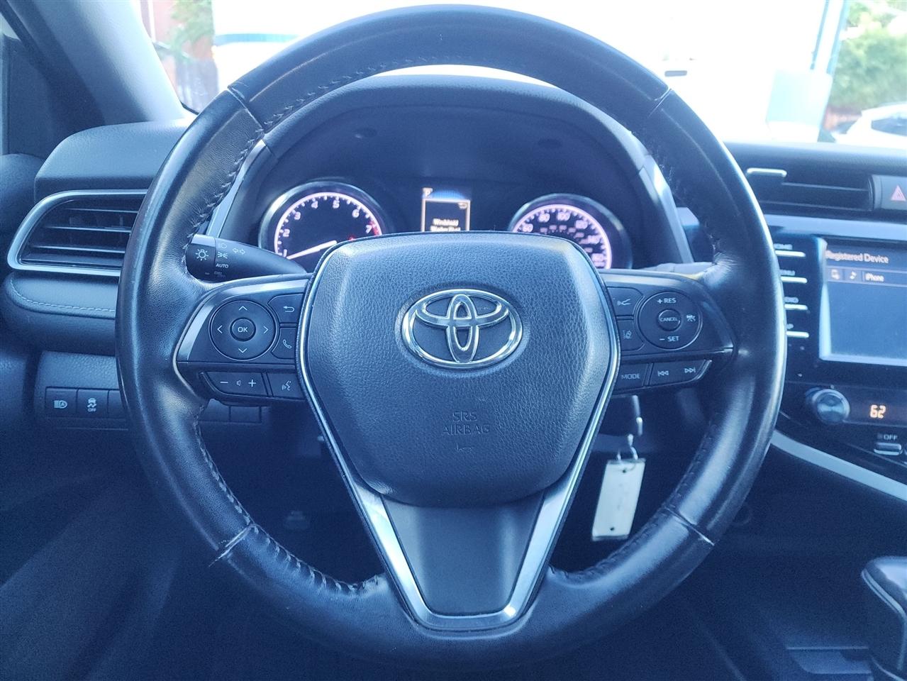 Toyota Camry XLE 2019