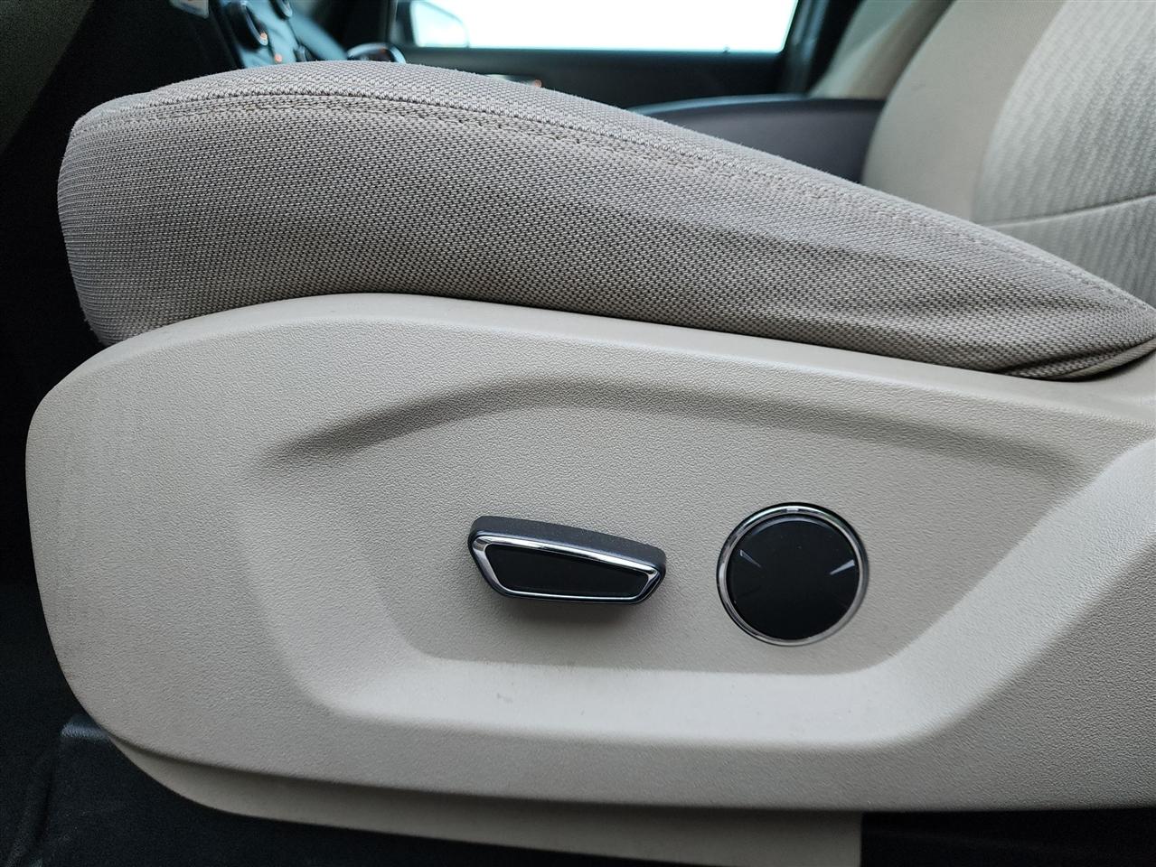 Ford Explorer Base FWD 2018