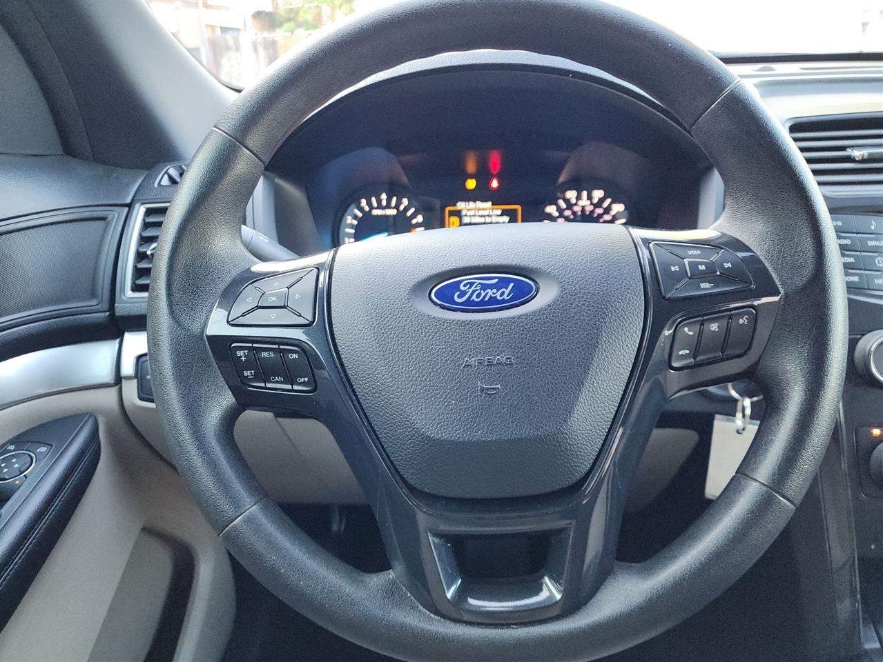 Ford Explorer Base FWD 2018