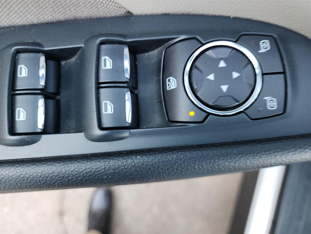 Ford Explorer Base FWD 2018