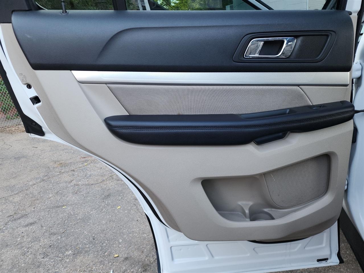 Ford Explorer Base FWD 2018