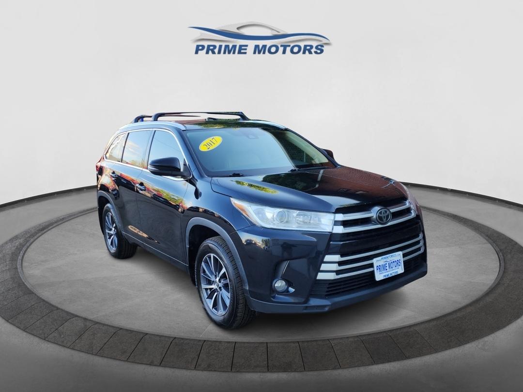 Toyota Highlander XLE AWD V6 2017