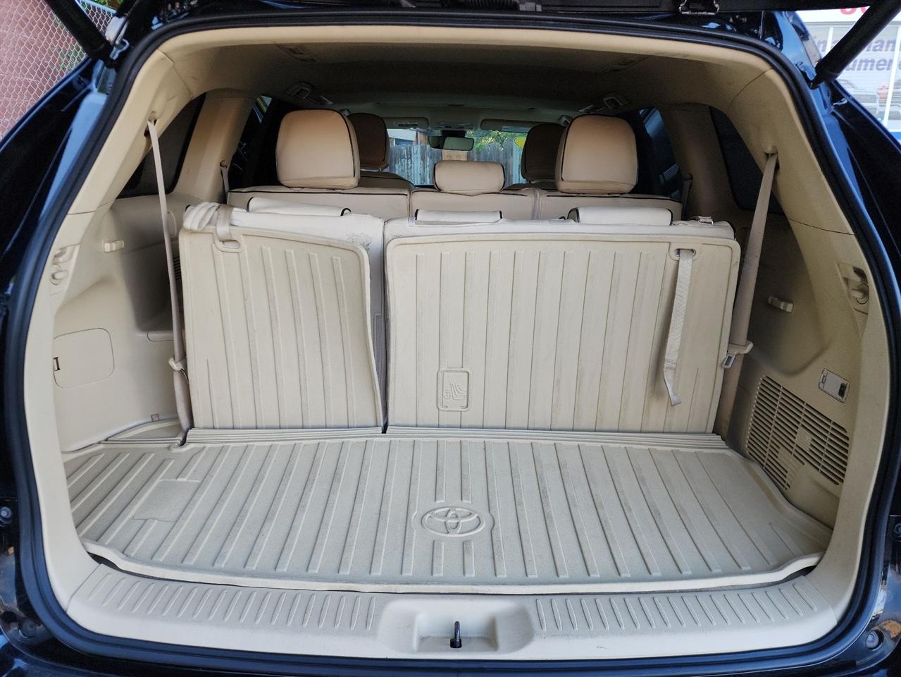 Toyota Highlander XLE AWD V6 2017