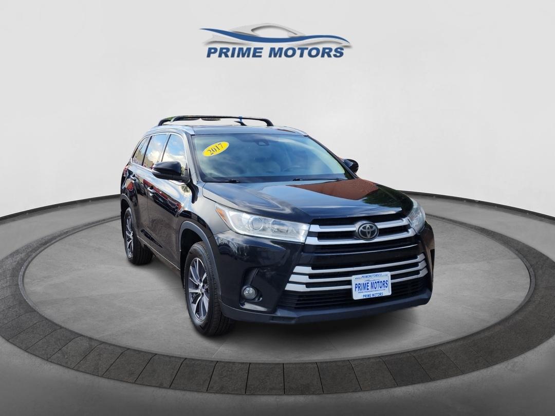 Toyota Highlander XLE AWD V6 2017