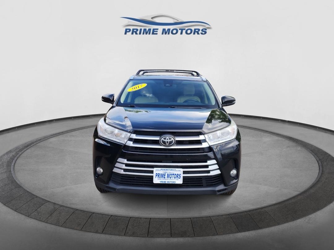 Toyota Highlander XLE AWD V6 2017