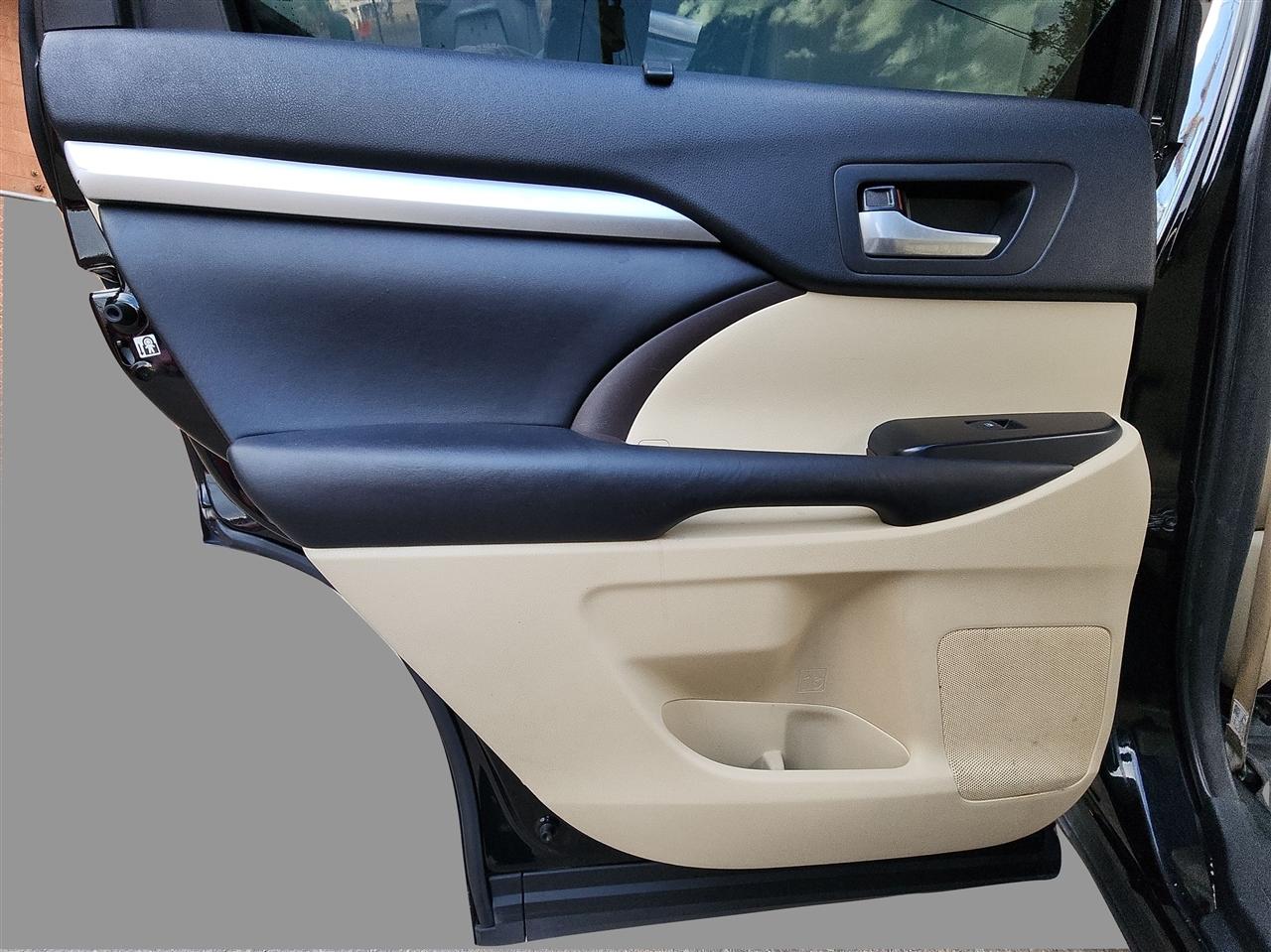Toyota Highlander XLE AWD V6 2017