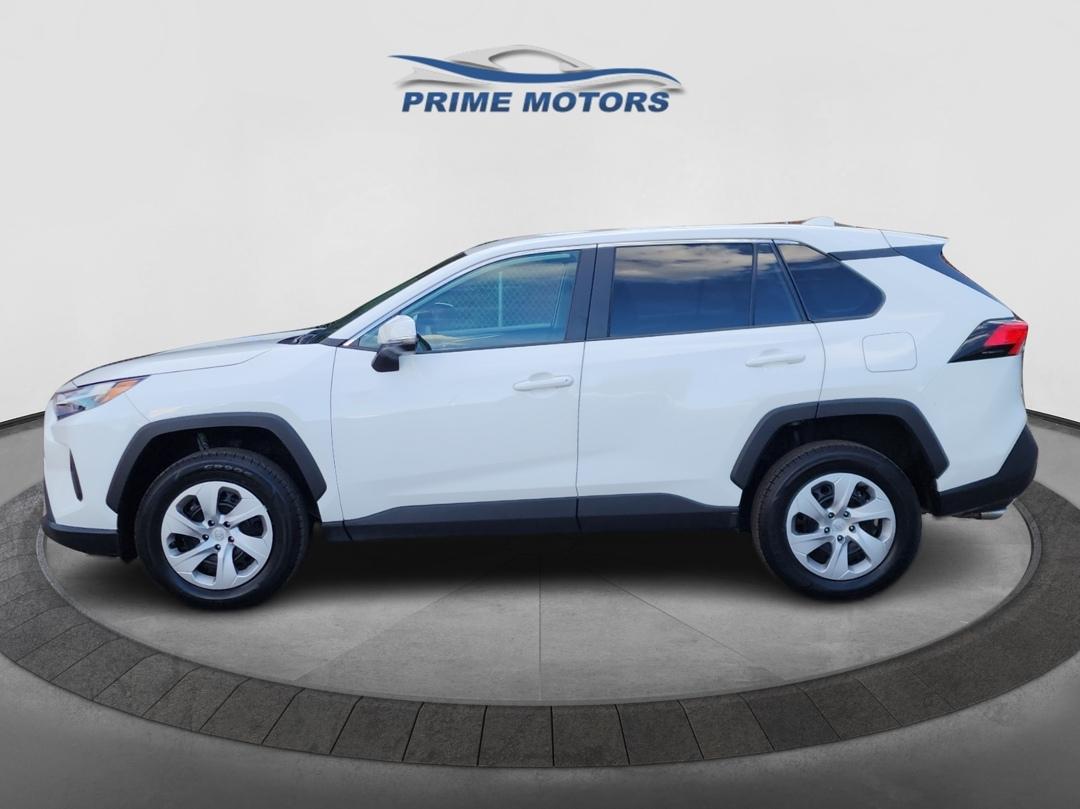 Toyota RAV4 LE AWD 2024