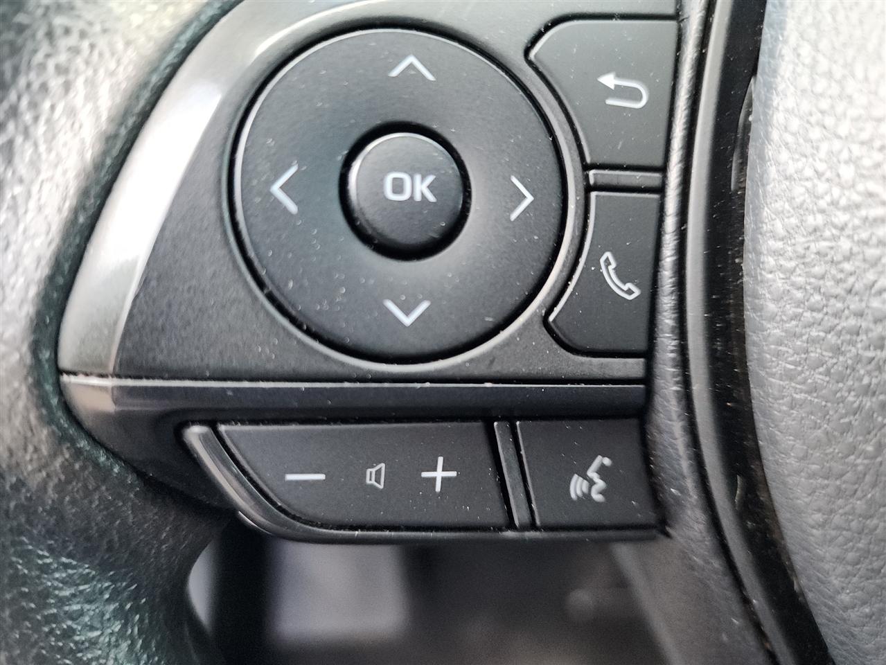 Toyota RAV4 LE AWD 2024