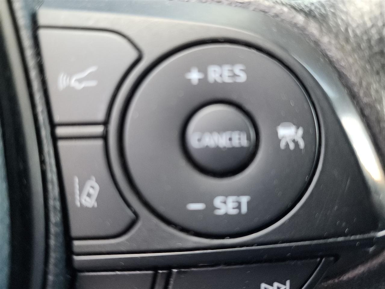 Toyota RAV4 LE AWD 2024