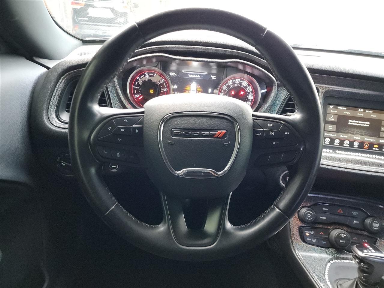 Dodge Challenger SXT 2020