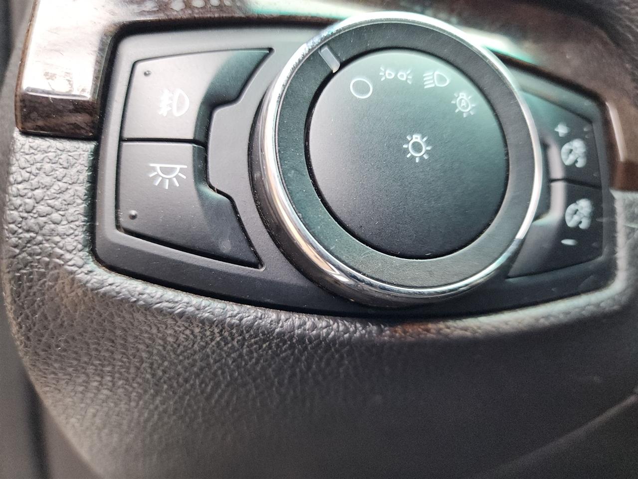 Ford Explorer Limited 4WD 2014