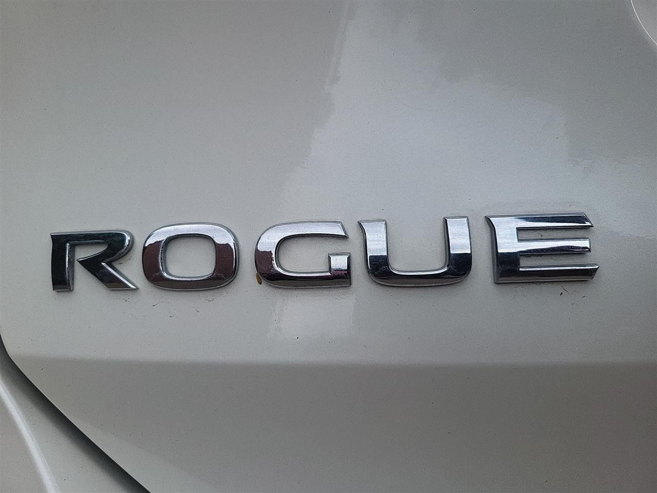 Nissan Rogue SV AWD 2017