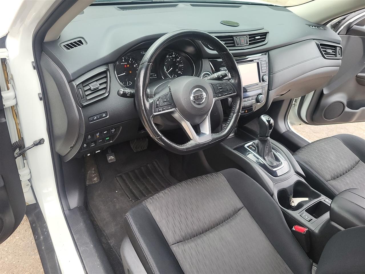 Nissan Rogue SV AWD 2017