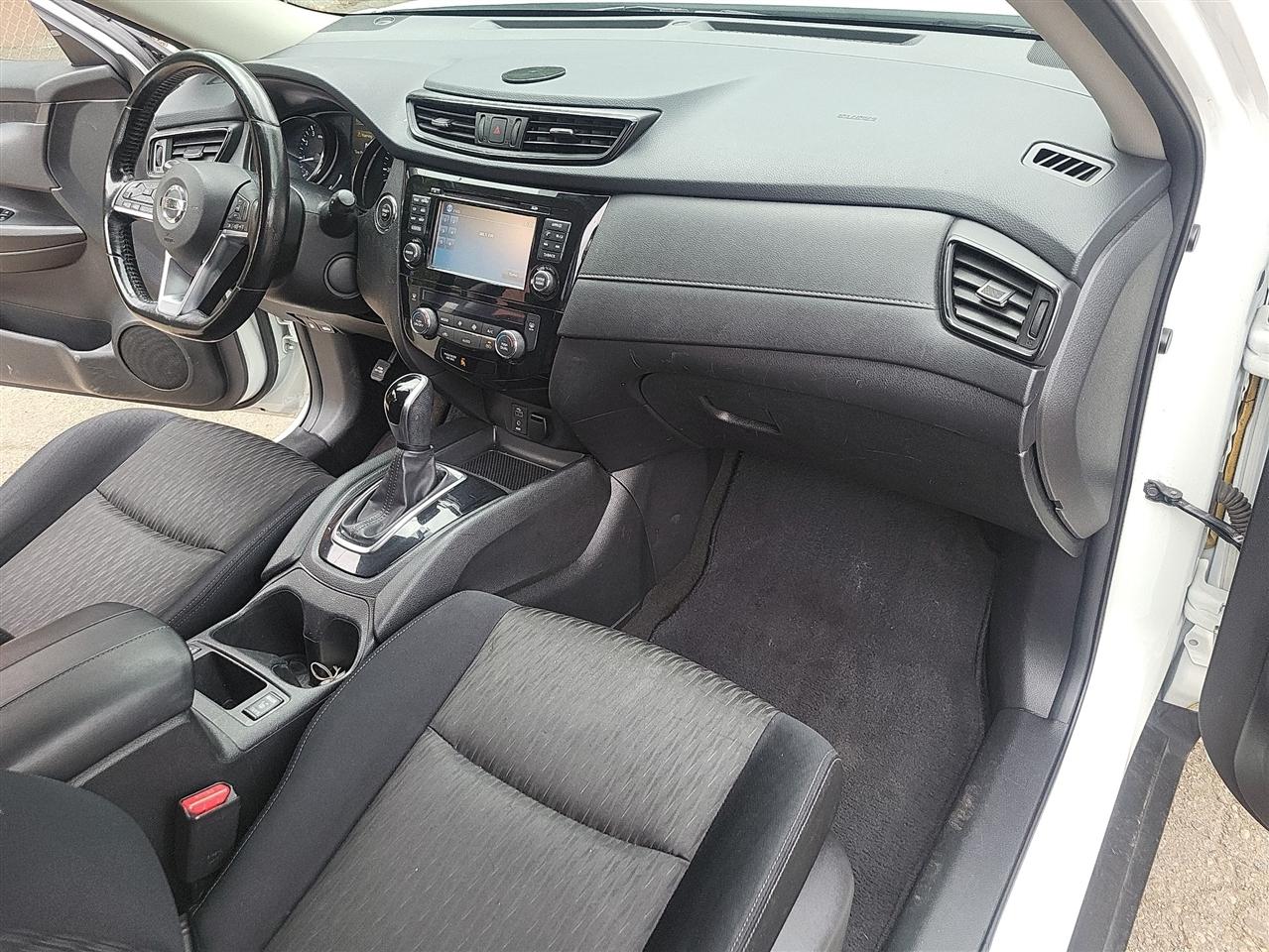 Nissan Rogue SV AWD 2017