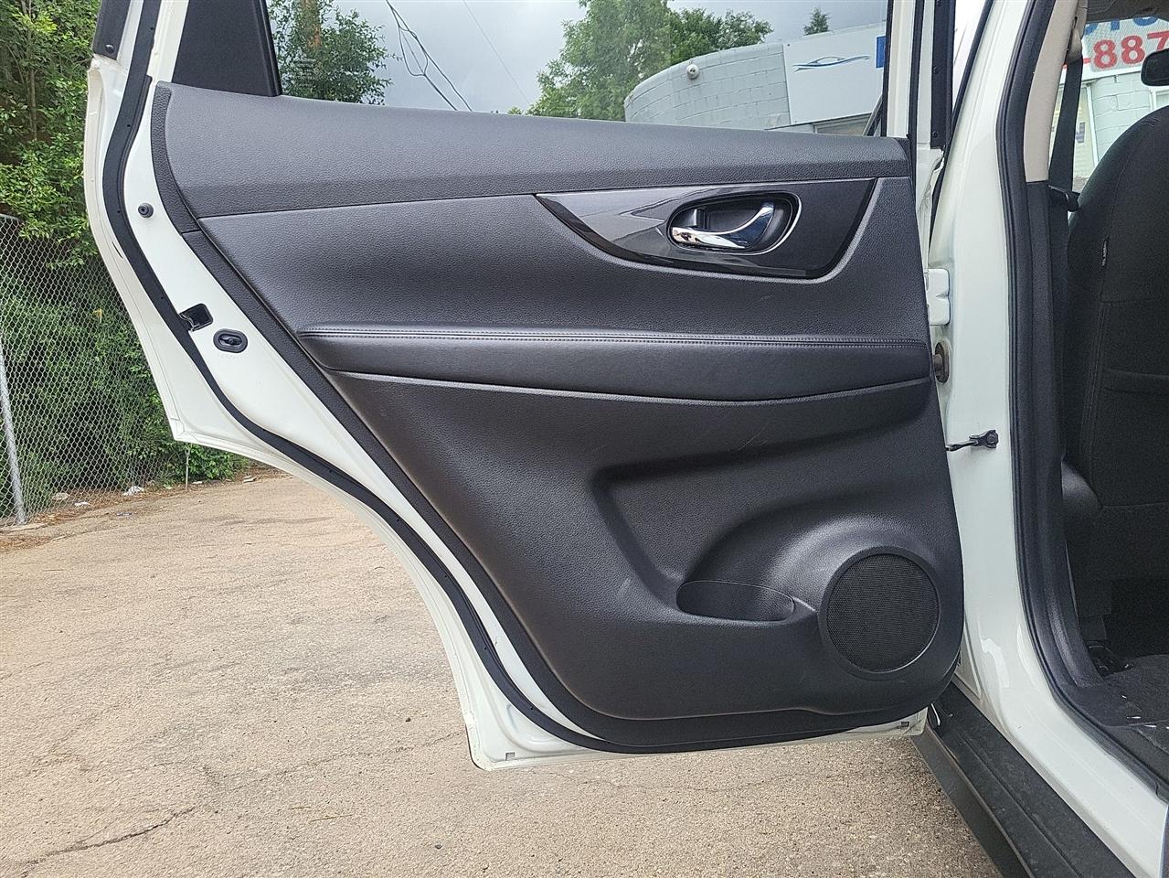 Nissan Rogue SV AWD 2017