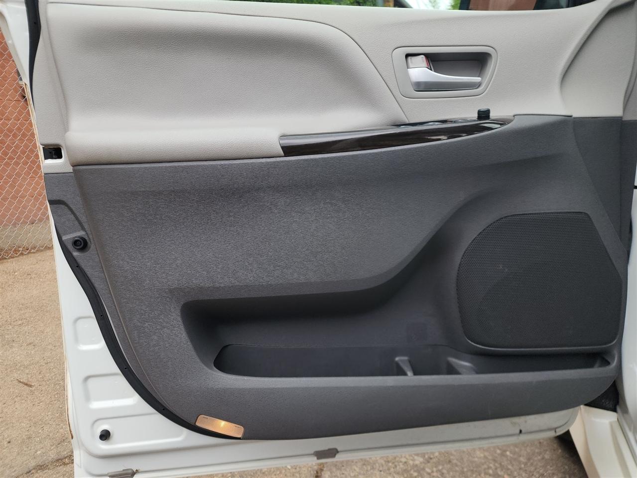 Toyota Sienna XLE 2018