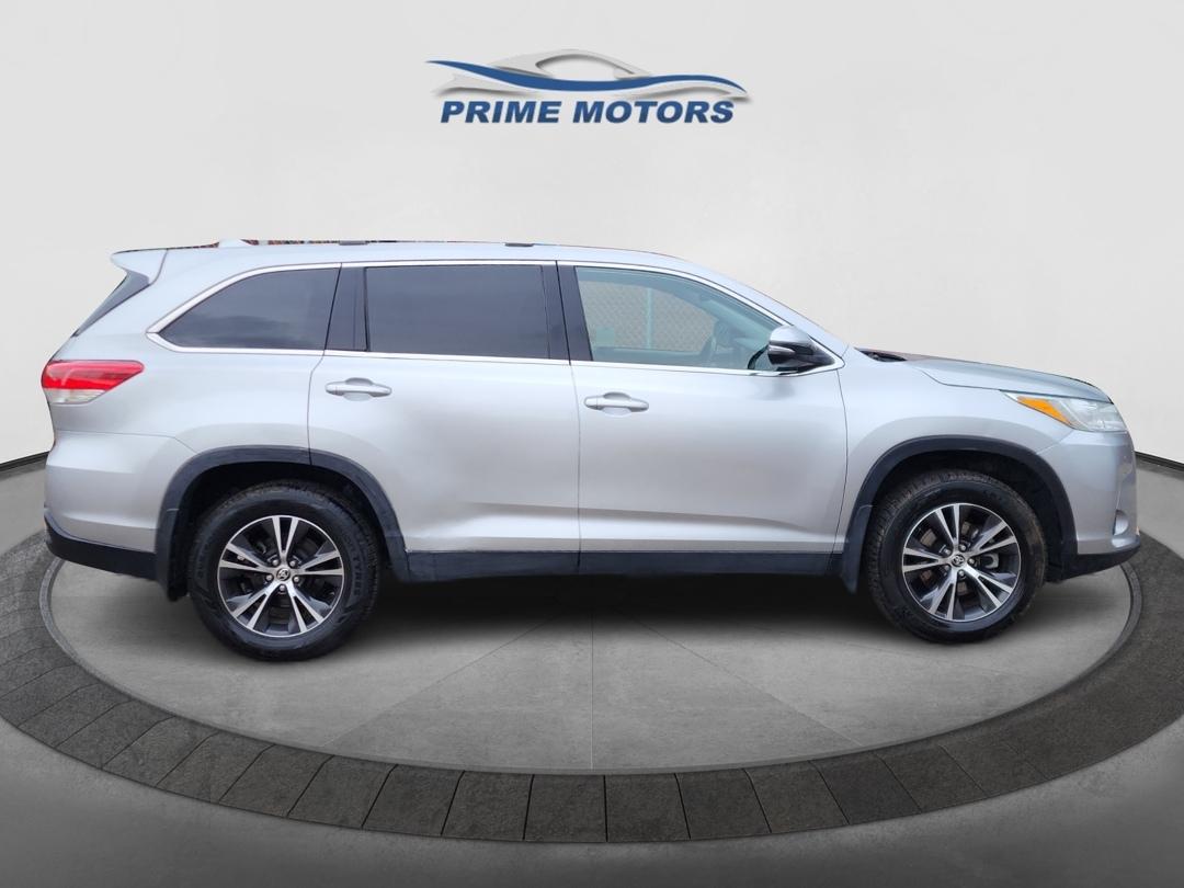 Toyota Highlander LE Plus AWD V6 2019