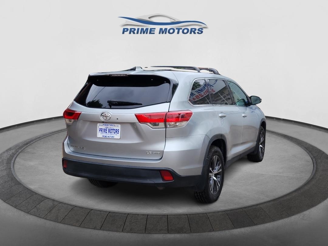Toyota Highlander LE Plus AWD V6 2019