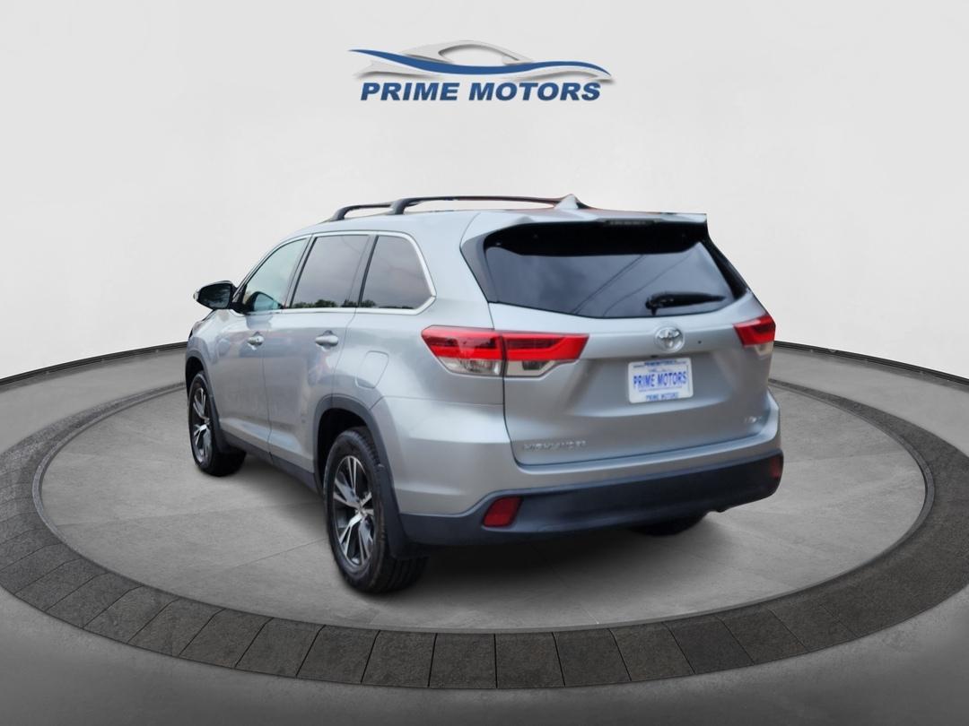 Toyota Highlander LE Plus AWD V6 2019