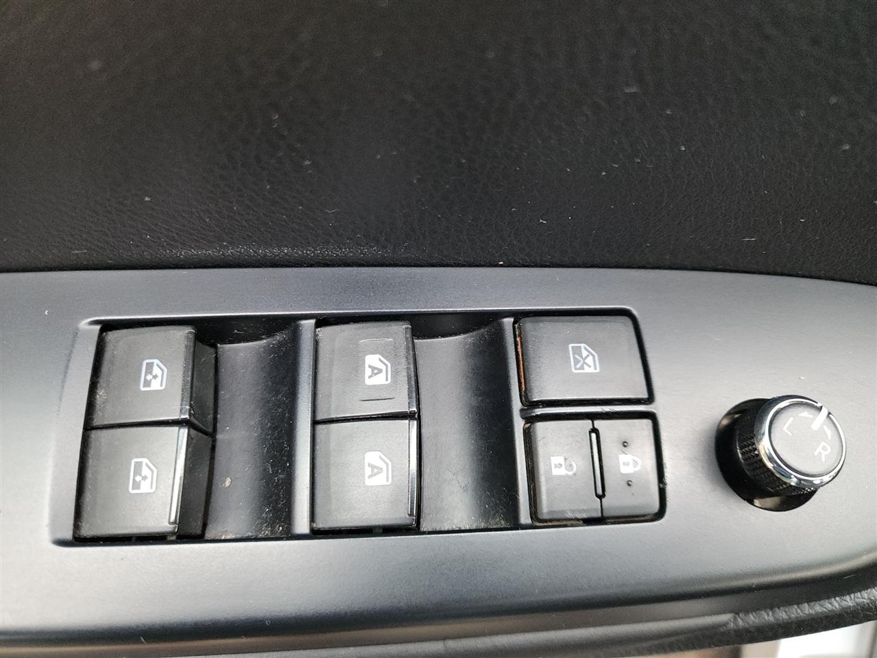 Toyota Highlander LE Plus AWD V6 2019
