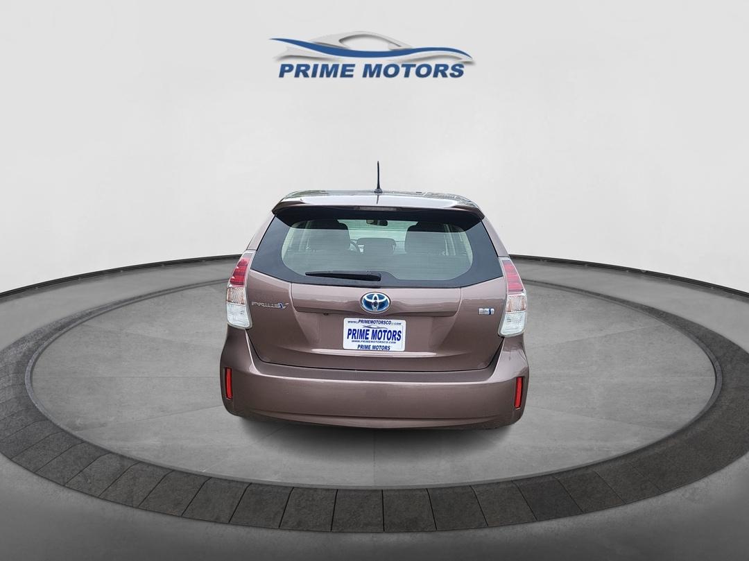 Toyota Prius V Three 2016