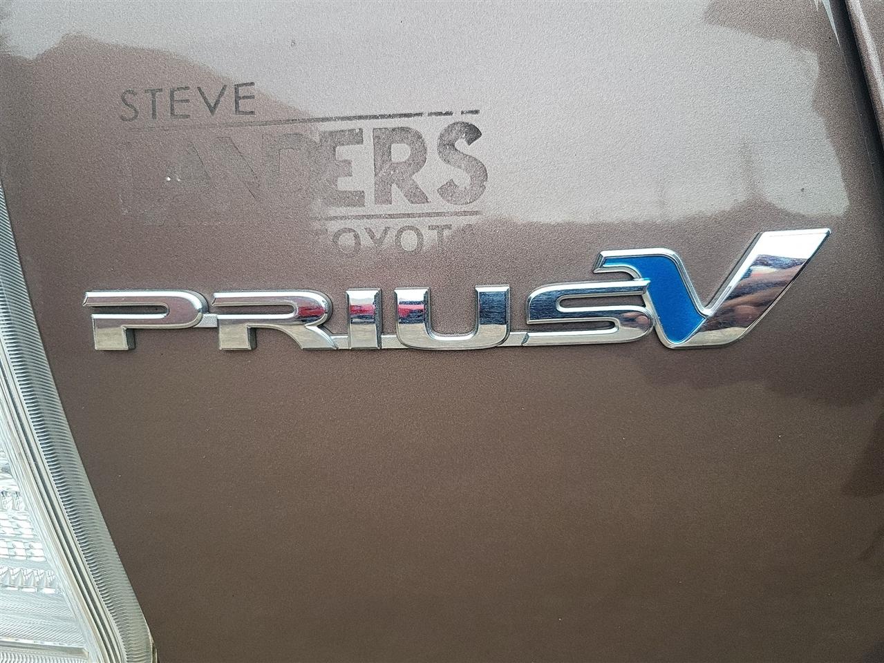 Toyota Prius V Three 2016