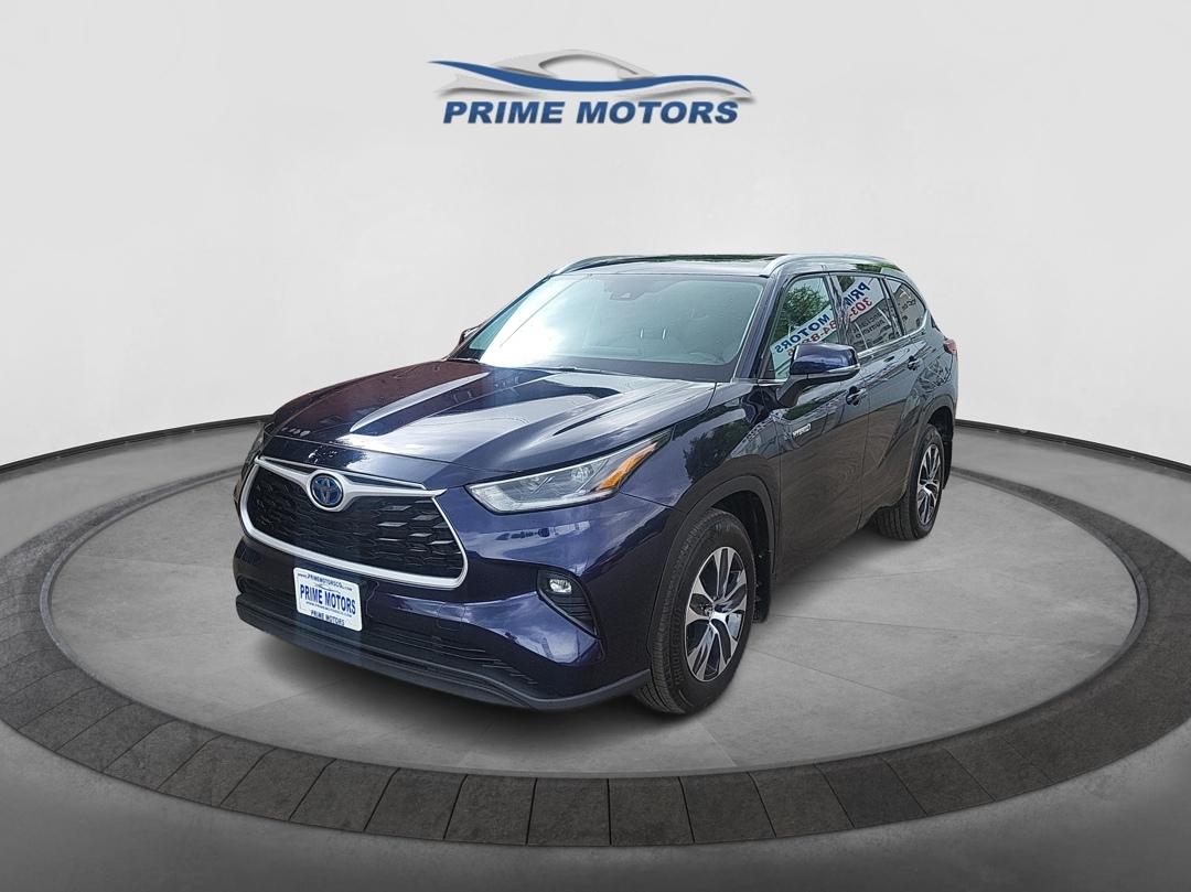 Toyota Highlander Hybrid XLE AWD 2021