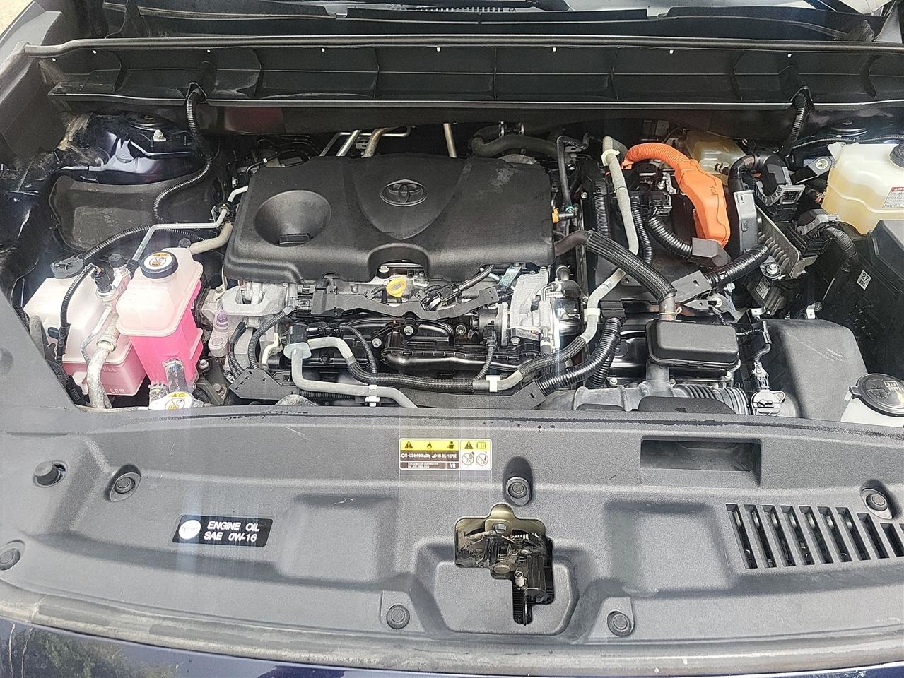 Toyota Highlander Hybrid XLE AWD 2021