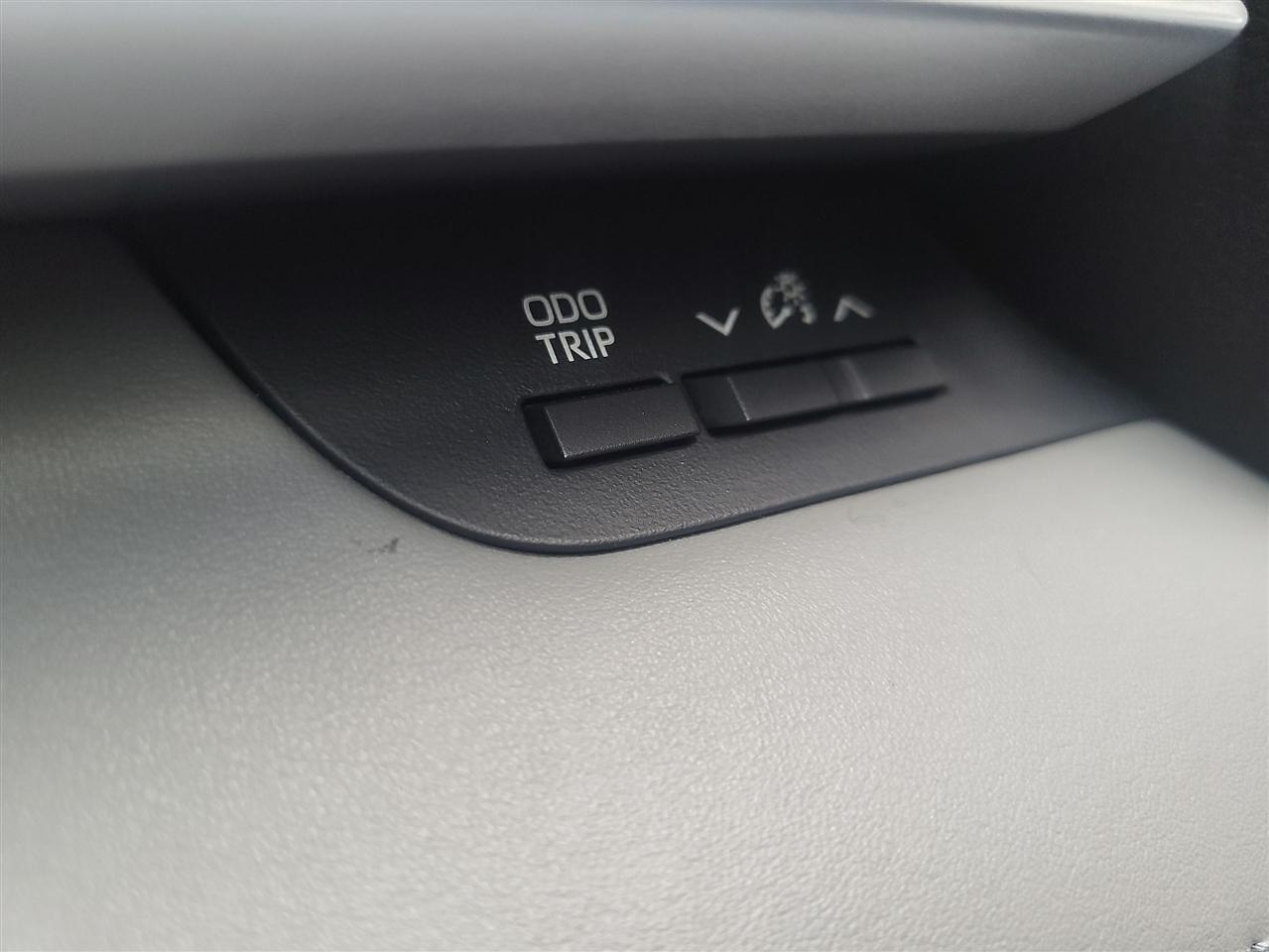 Toyota Highlander Hybrid XLE AWD 2021
