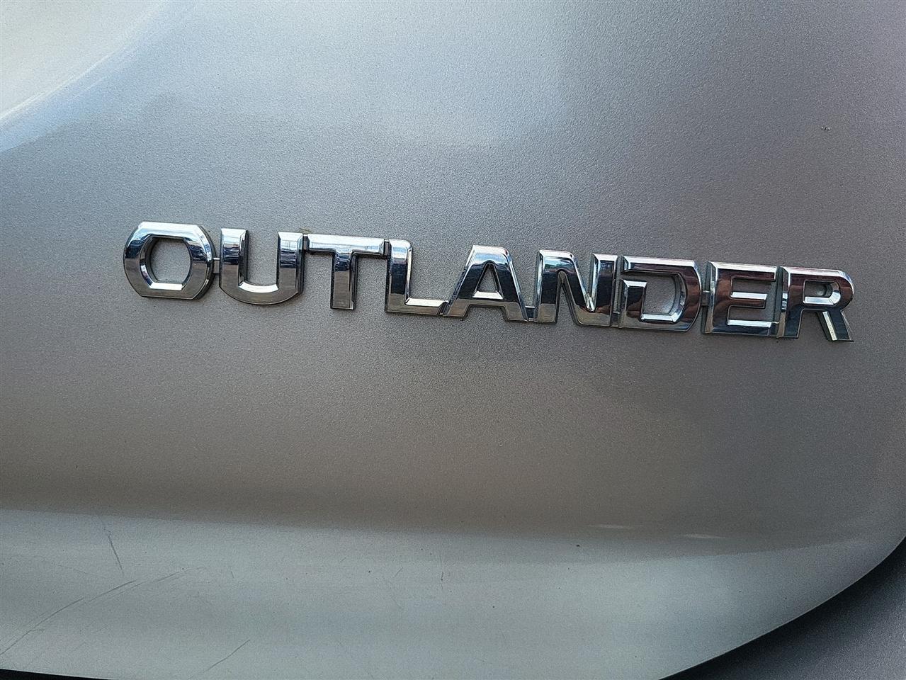 Mitsubishi Outlander SE AWD 2019