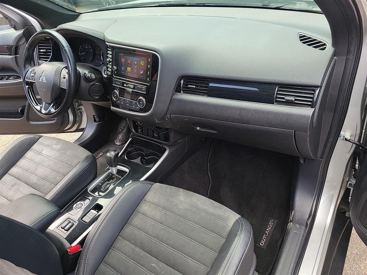 Mitsubishi Outlander SE AWD 2019
