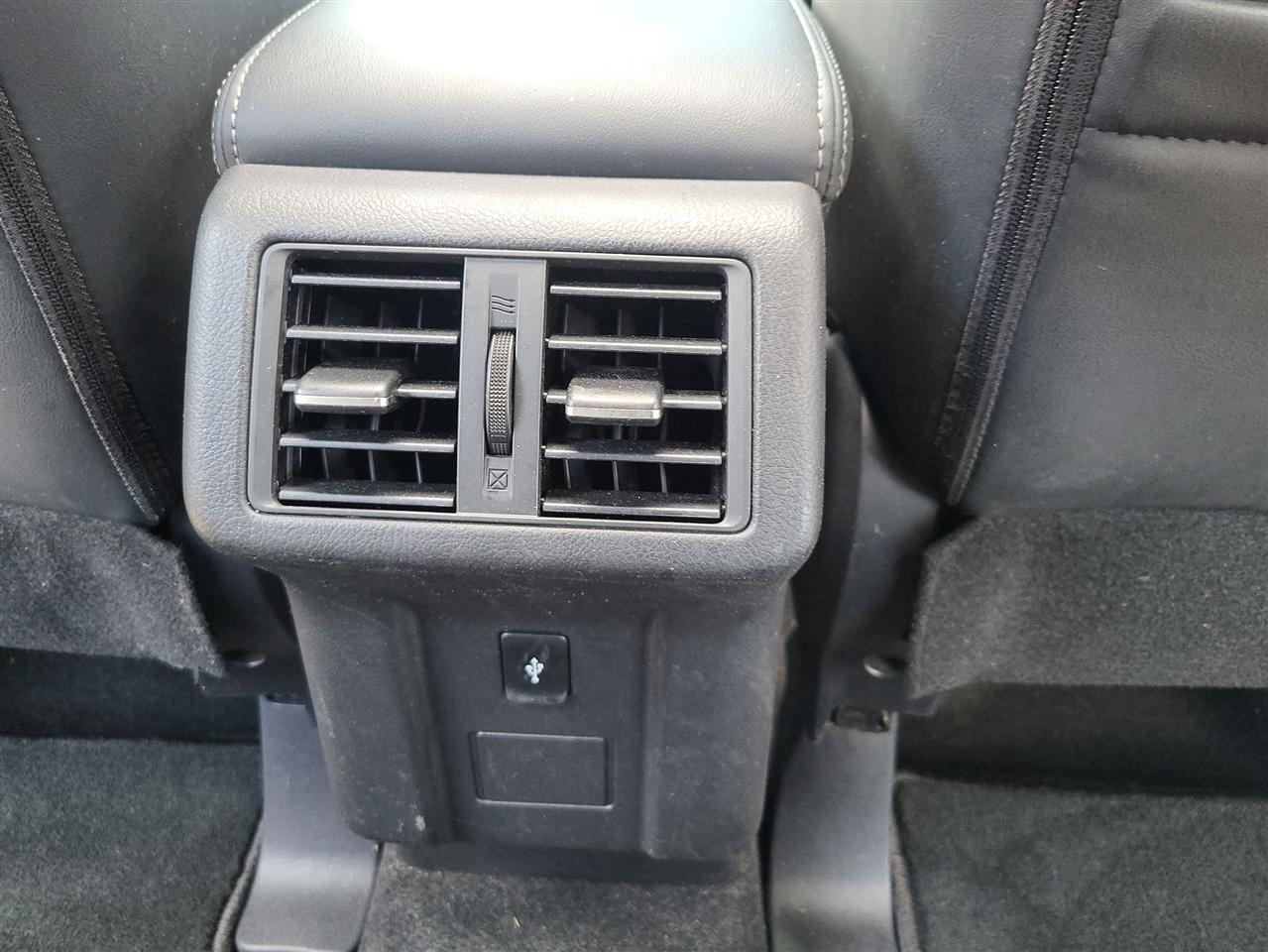 Mitsubishi Outlander SE AWD 2019