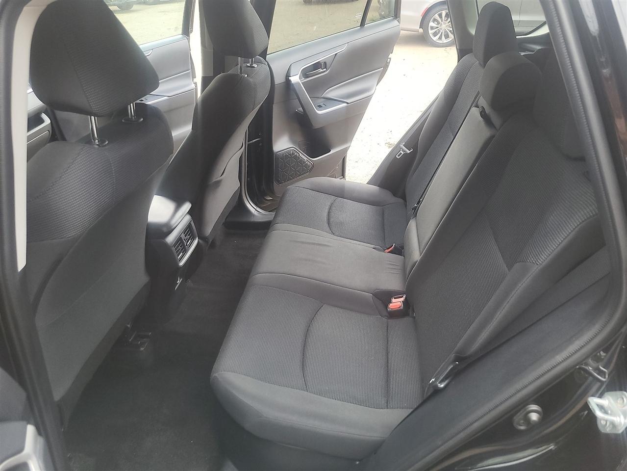 Toyota RAV4 Hybrid LE 2023