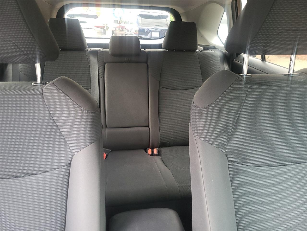 Toyota RAV4 Hybrid LE 2023