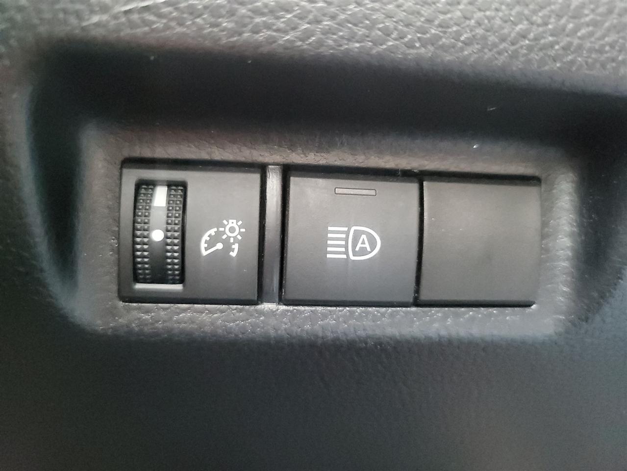 Toyota RAV4 Hybrid LE 2023