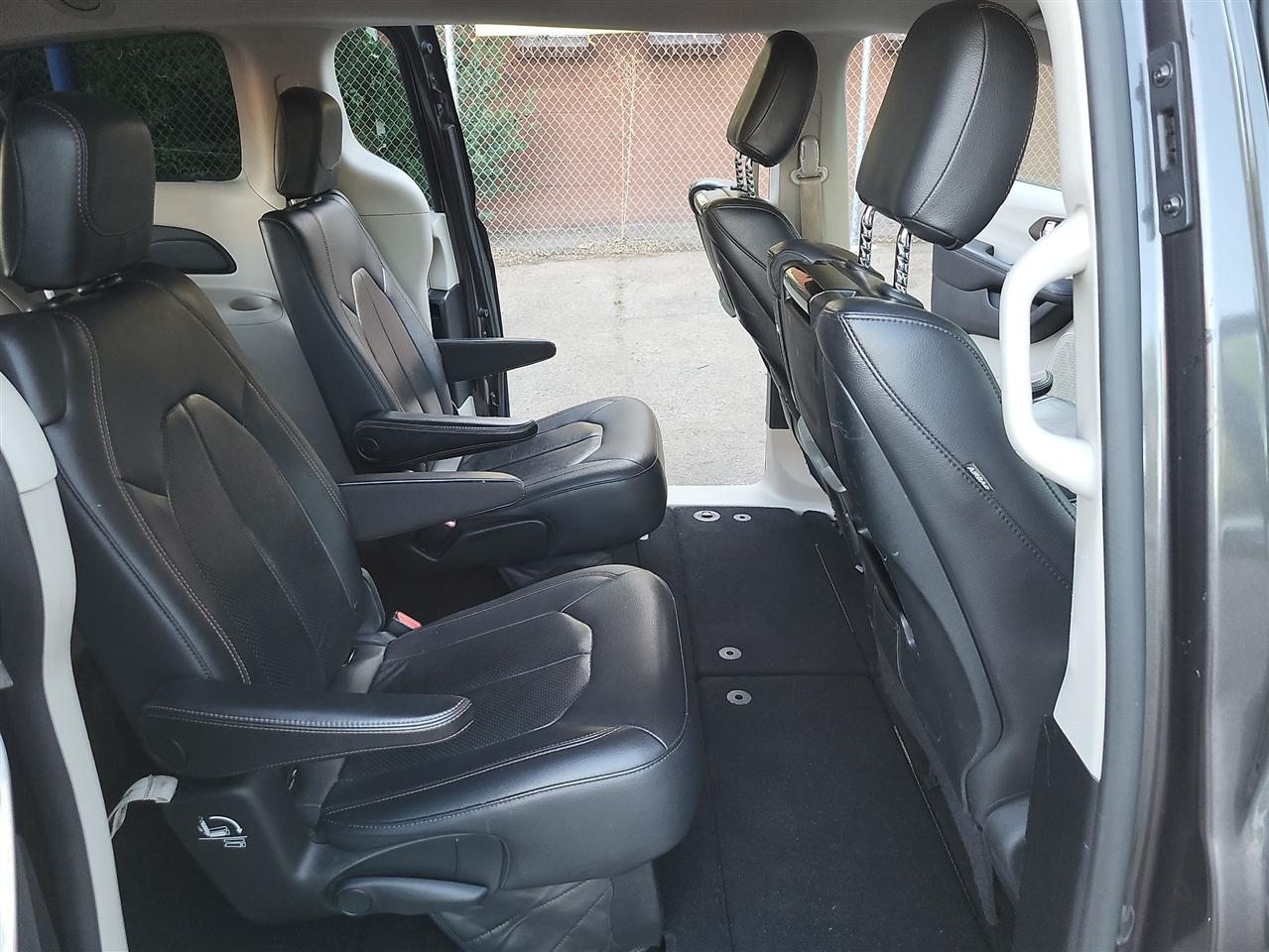 Chrysler Pacifica Touring-L Plus 2017