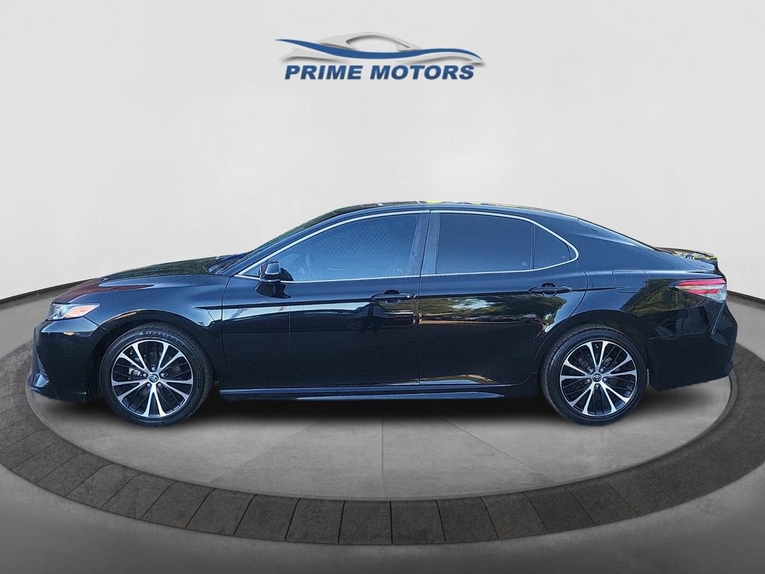 Toyota Camry SE 2018