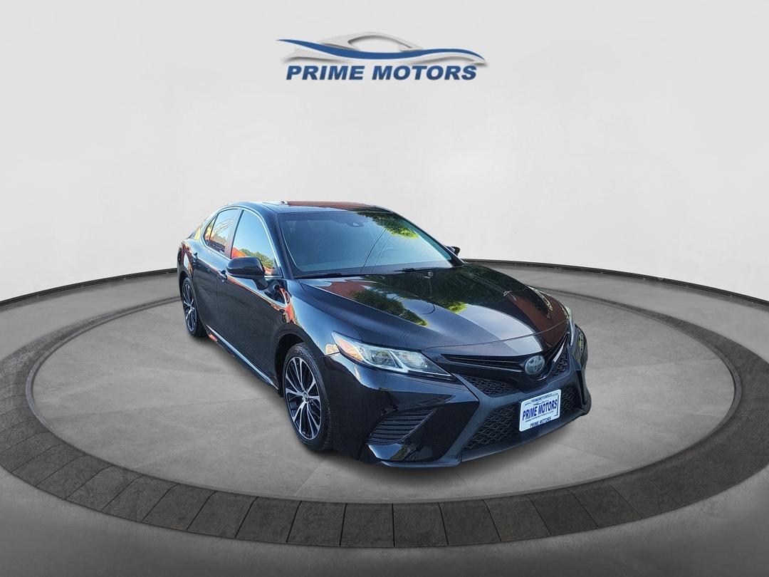 Toyota Camry SE 2018