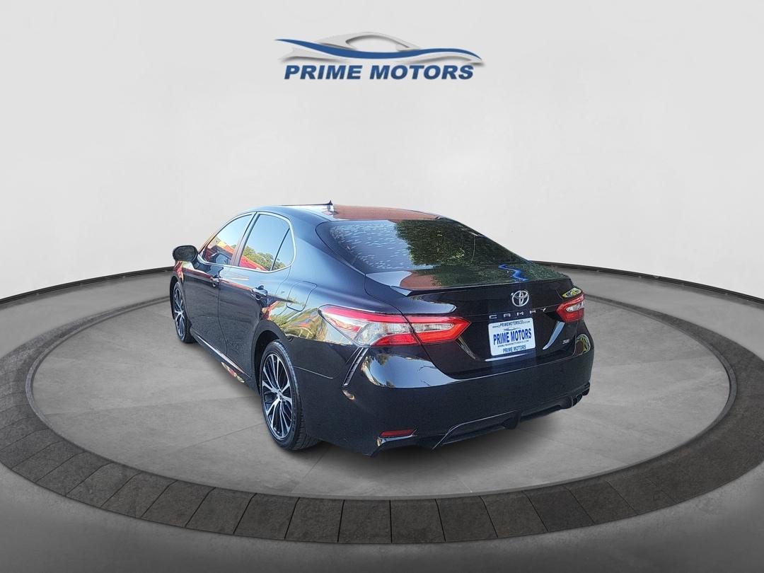 Toyota Camry SE 2018