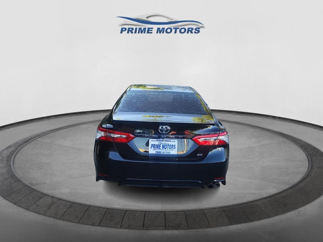 Toyota Camry SE 2018