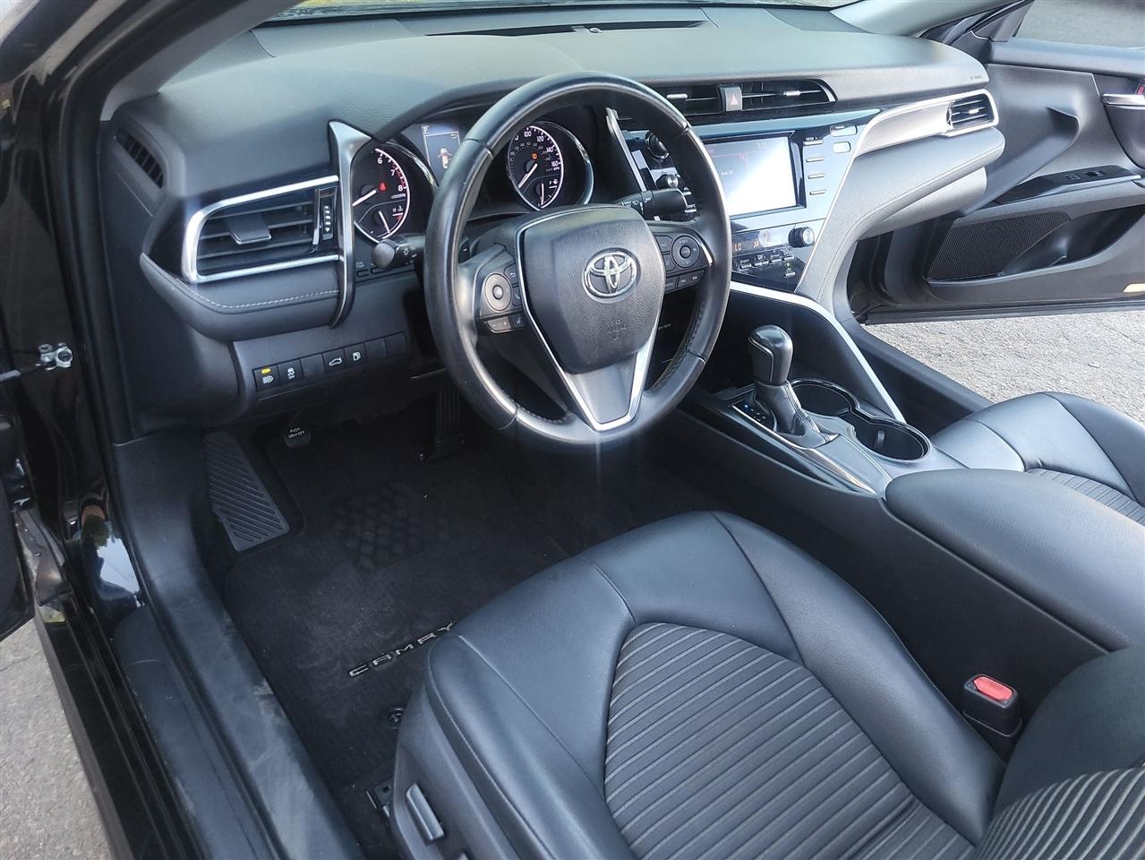Toyota Camry SE 2018