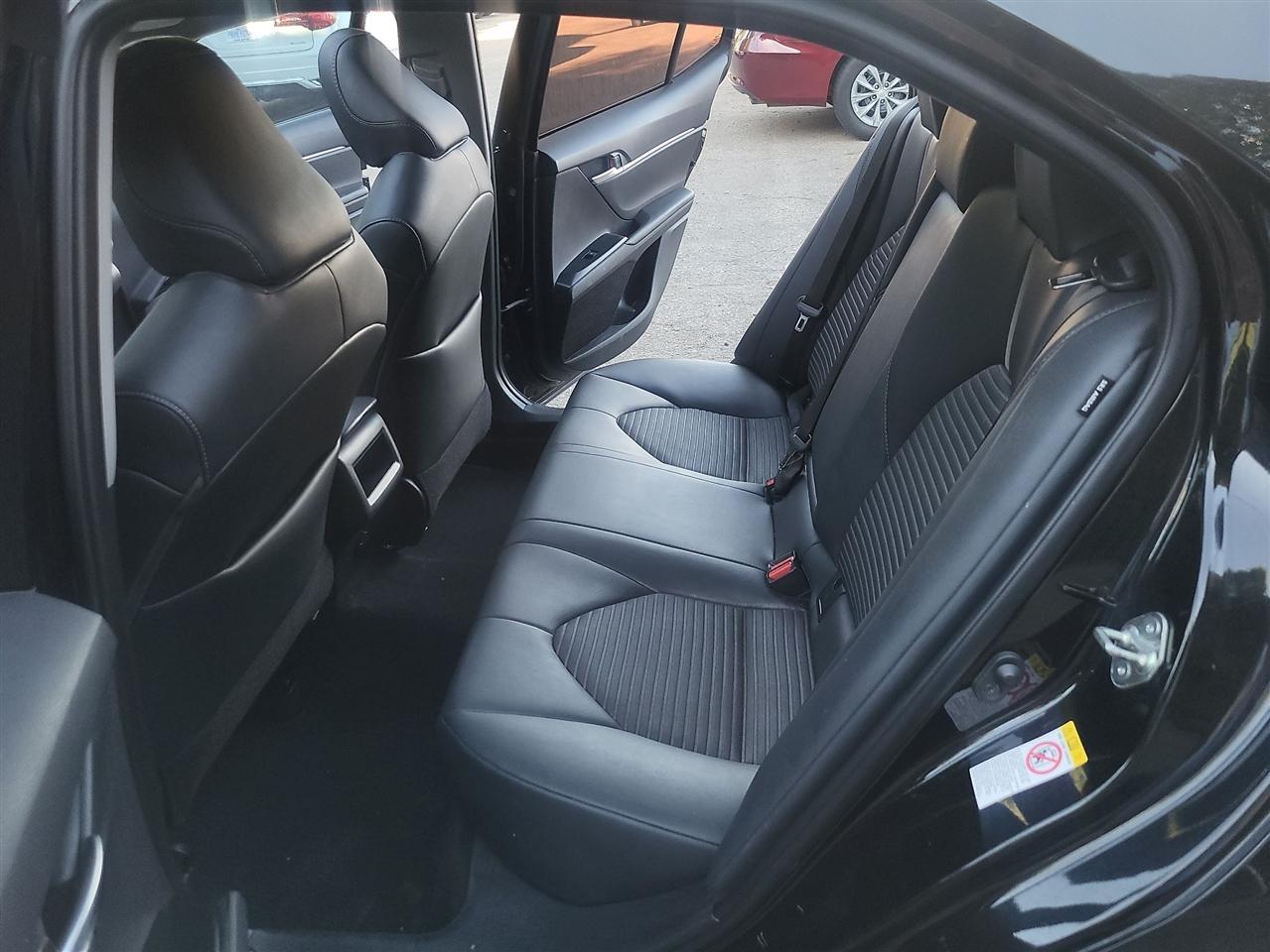 Toyota Camry SE 2018