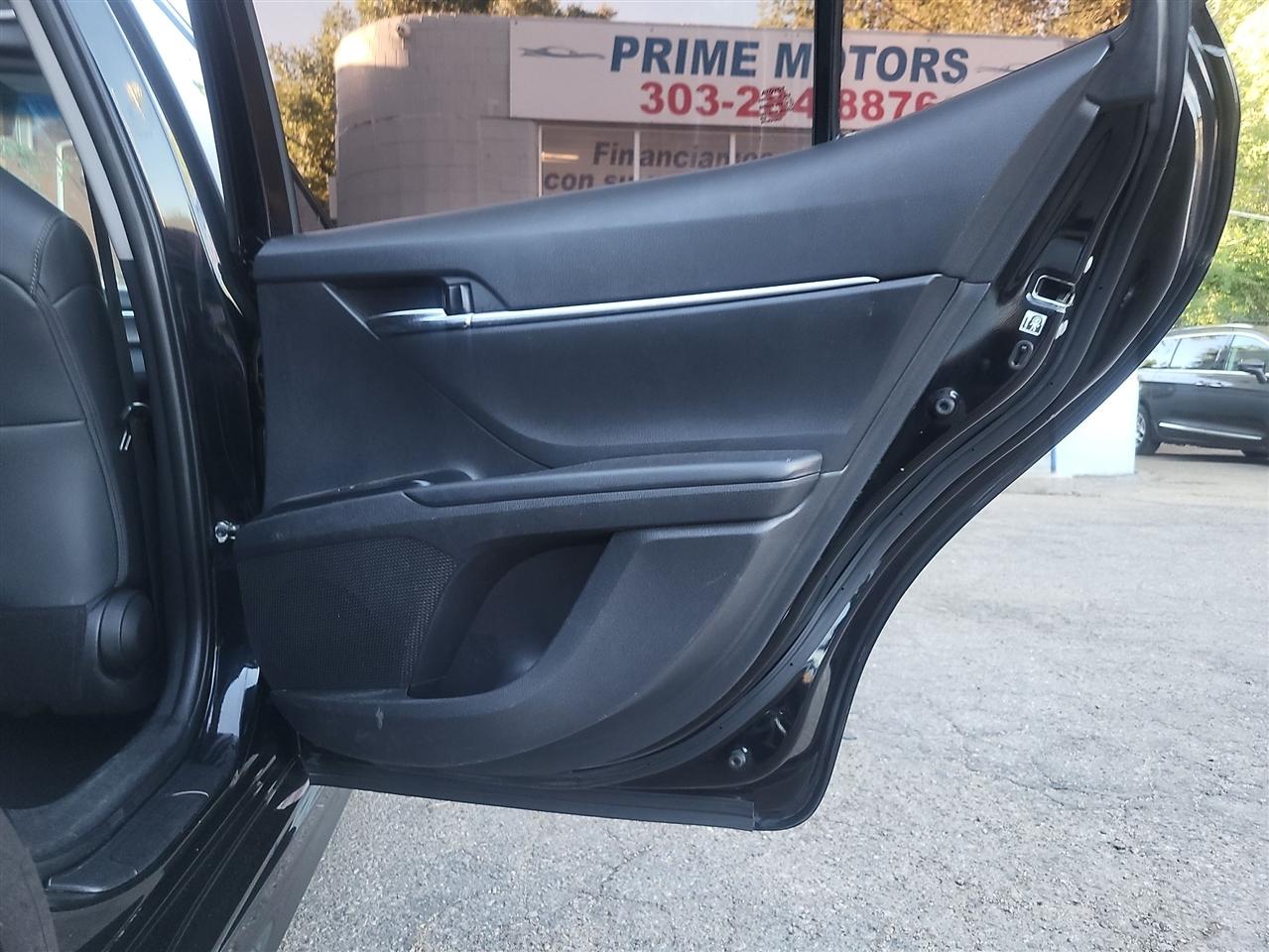 Toyota Camry SE 2018