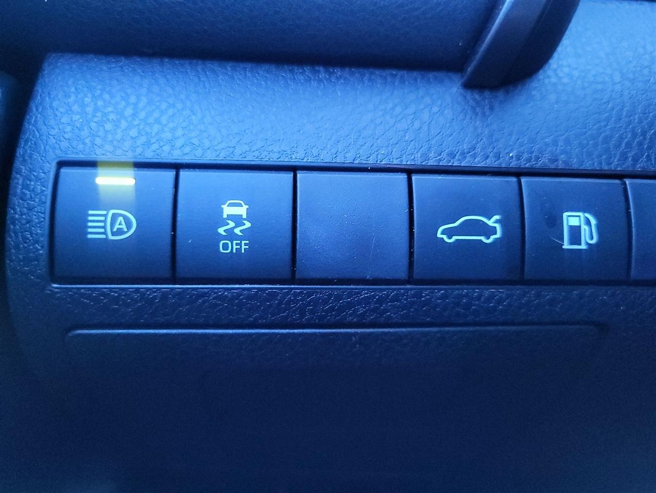 Toyota Camry SE 2018