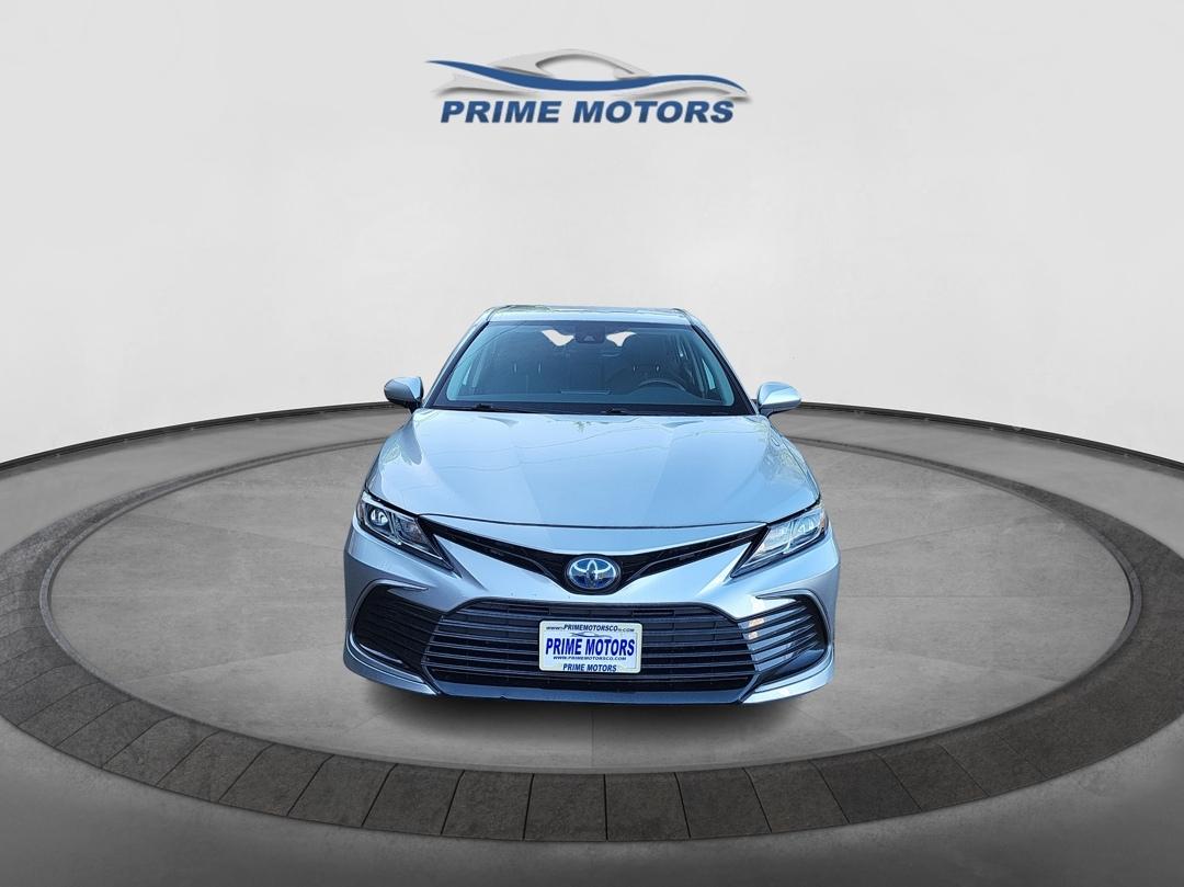 Toyota Camry Hybrid LE 2022