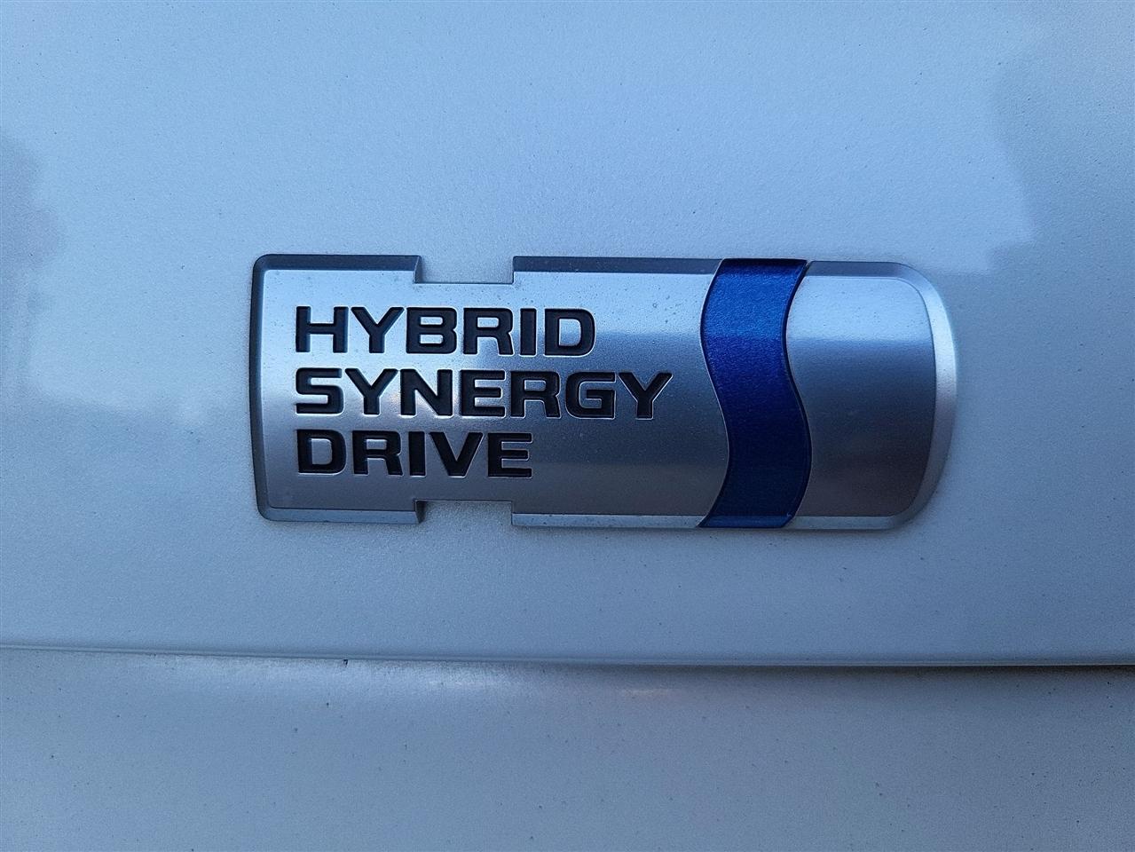 Toyota Prius Four 2015