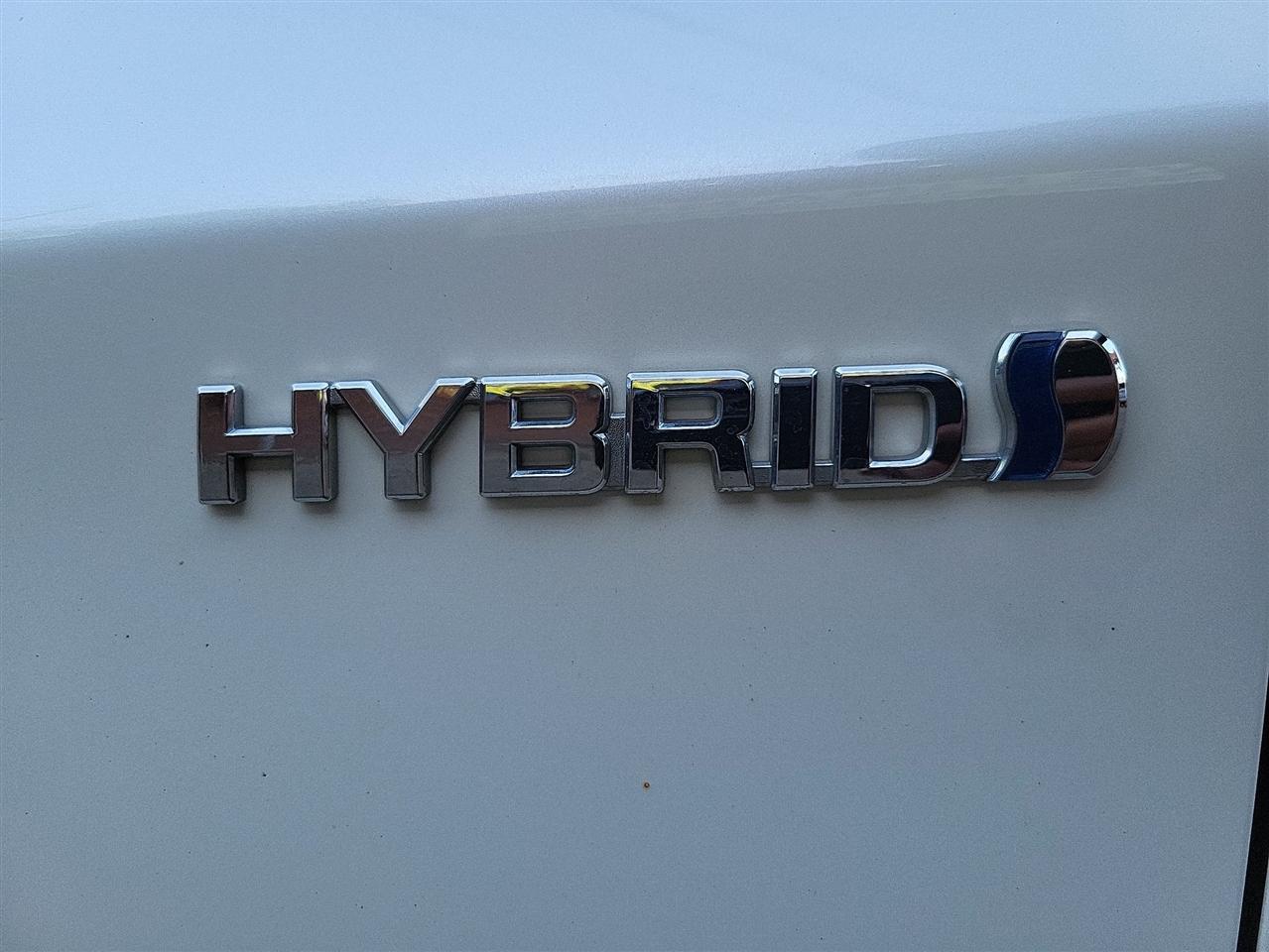 Toyota Prius Four 2015