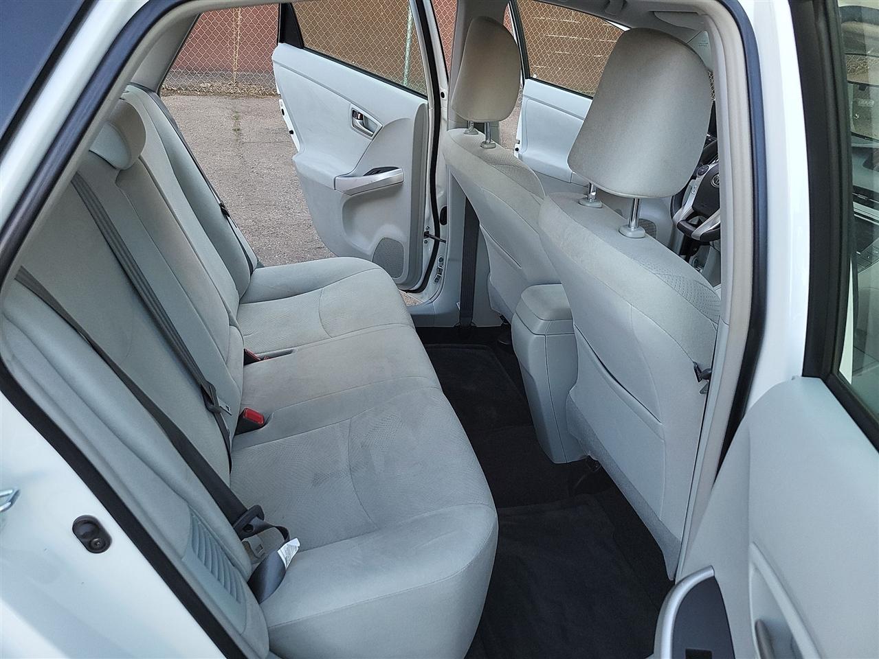 Toyota Prius Four 2015