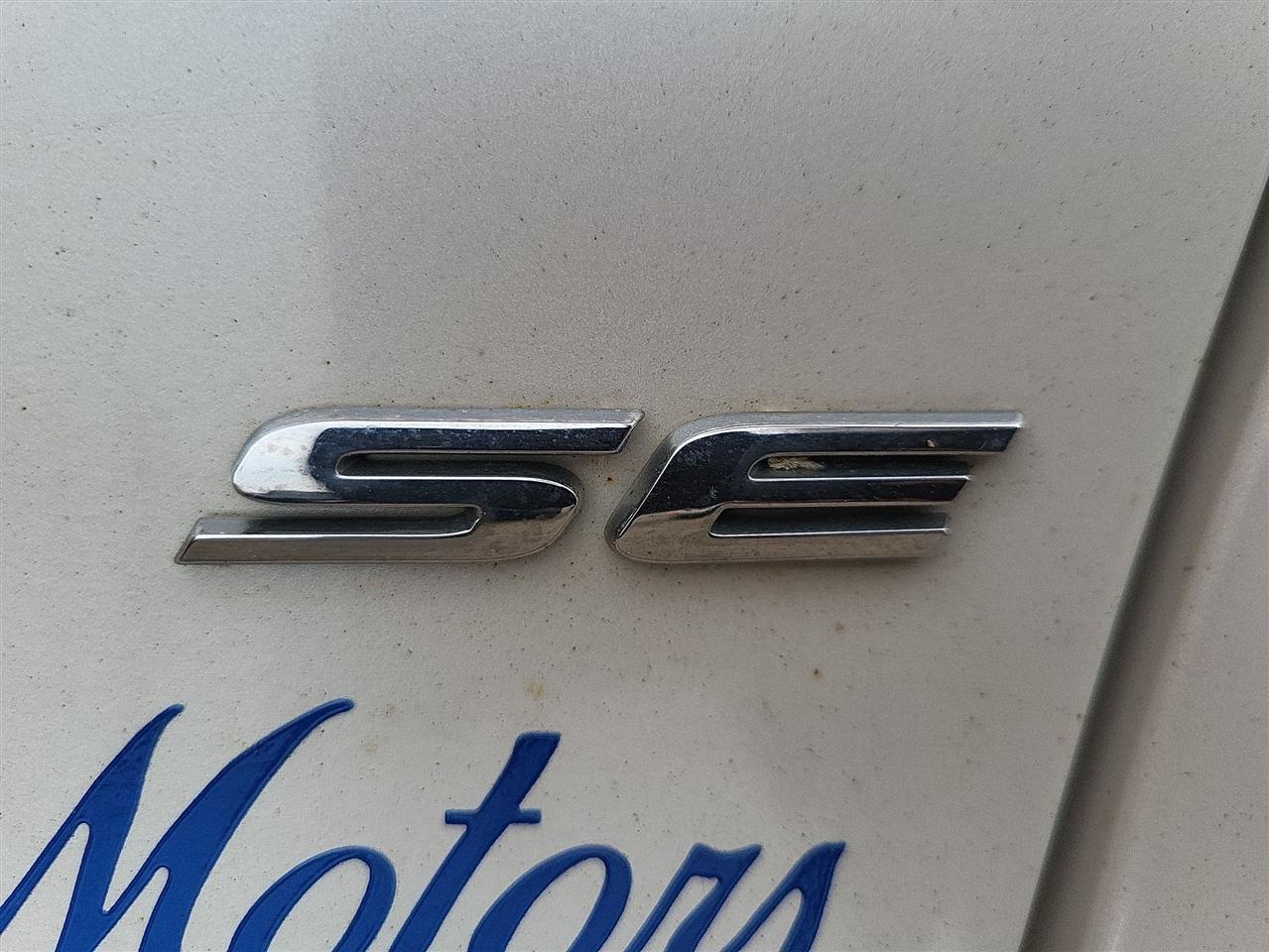 Ford Fusion SE 2016
